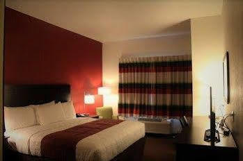 Inn At Hunters Run Watford City Eksteriør bilde