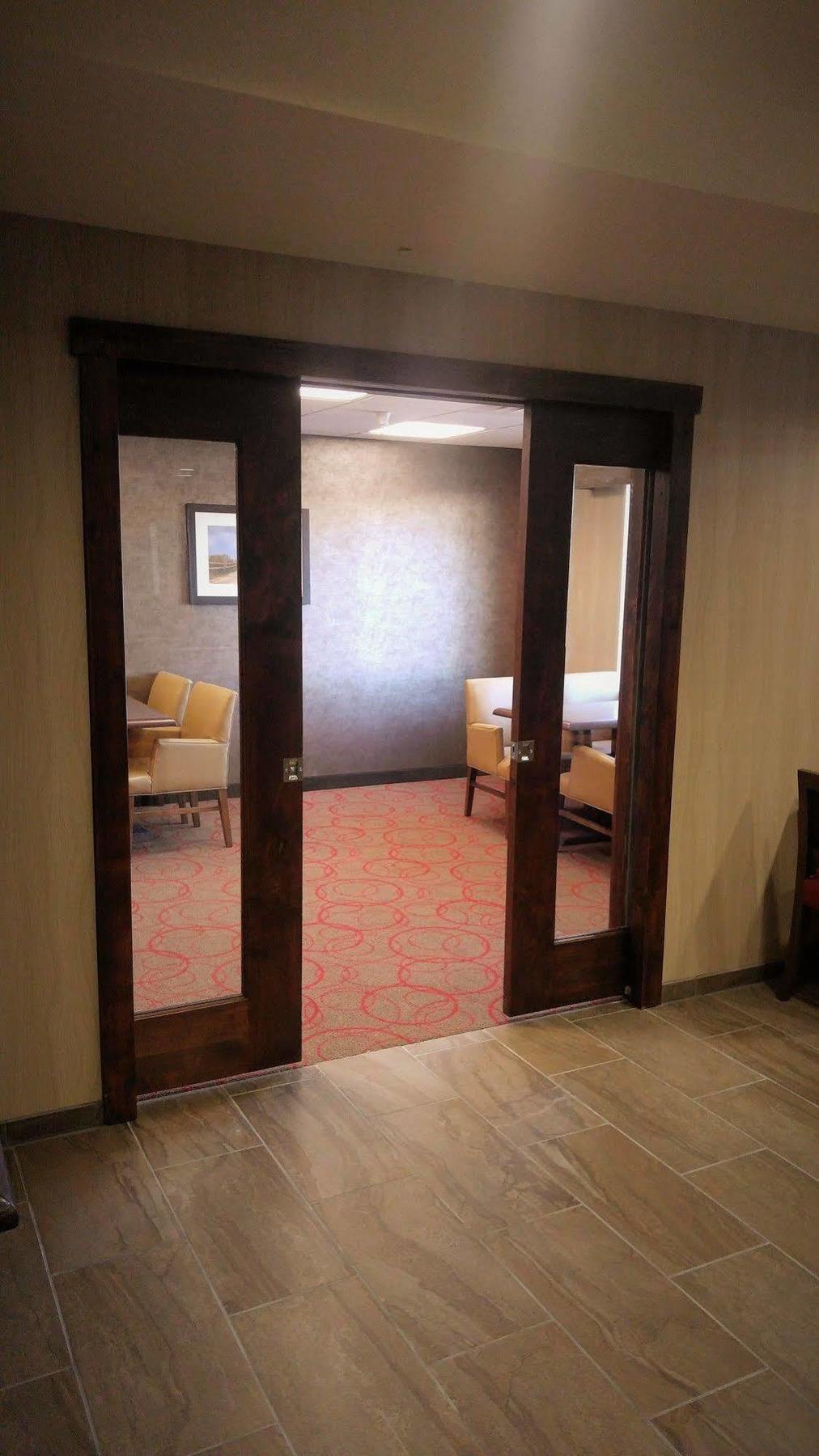 Inn At Hunters Run Watford City Eksteriør bilde